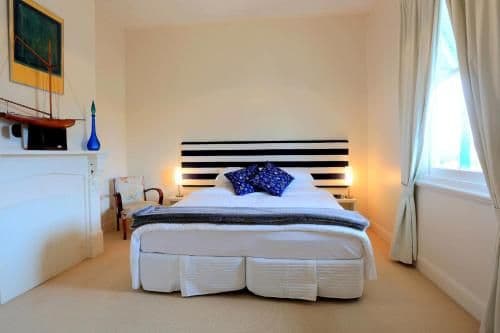 Two-Bedroom Cottage - 5 Main Road