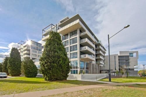 One-Bedroom Apartment - Realm Park 12