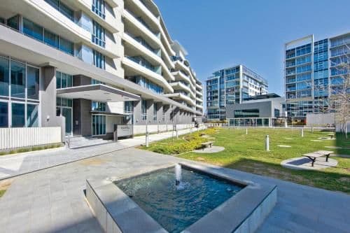 One-Bedroom Apartment - Realm Park 6