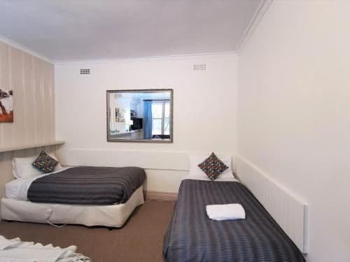 One-Bedroom Apartment - 4