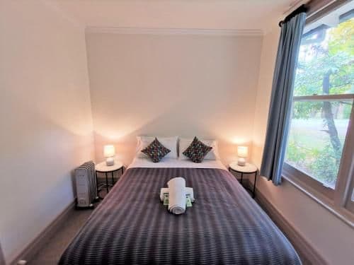 One-Bedroom Apartment - 4