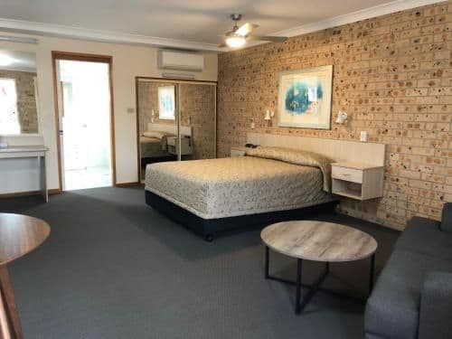 Deluxe Spa Suite