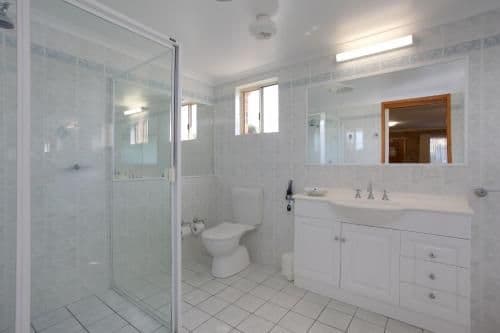 Deluxe Spa Suite