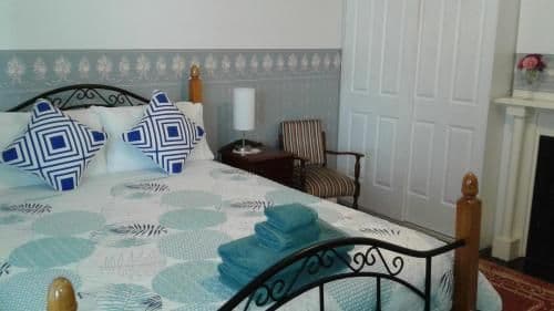 Deluxe Queen Room with Shower