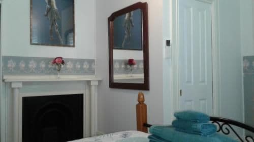 Deluxe Queen Room with Shower