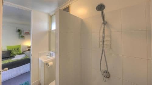 One- Bedroom Garden-view Bungalow