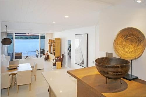 Apartment with Lake View