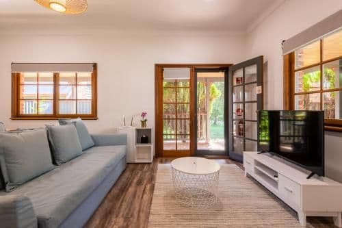One-Bedroom Cottage - Husky
