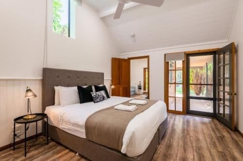 One-Bedroom Cottage - Husky