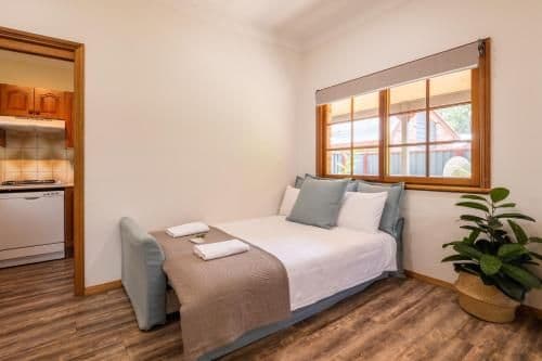 One-Bedroom Cottage - Husky