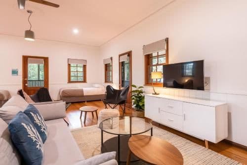 Deluxe King Cottage - Callala