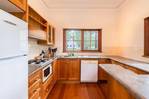 Deluxe King Cottage - Callala