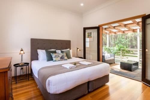 Deluxe Cottage - Greenfield