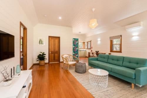 Deluxe Cottage - Greenfield