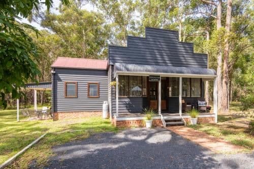 Deluxe Cottage - Greenfield