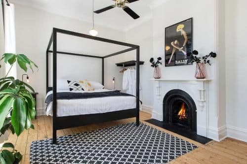 Double Room with Shared Bathroom