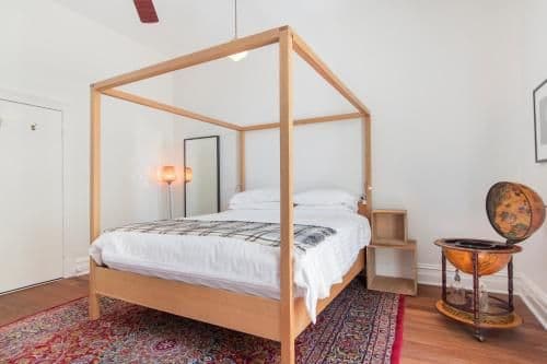 Double Room with Shared Bathroom