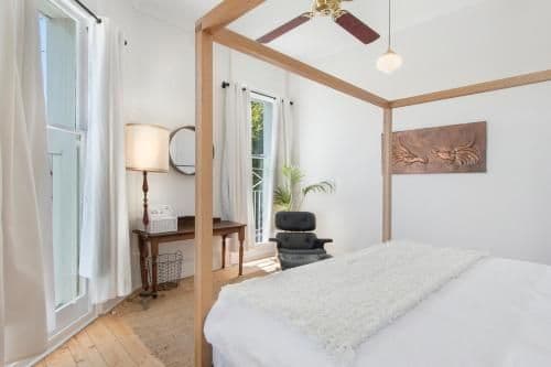 Double Room with Shared Bathroom