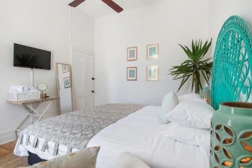 Double Room with Shared Bathroom