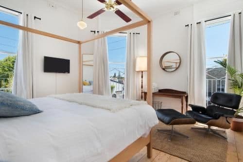 Double Room with Shared Bathroom