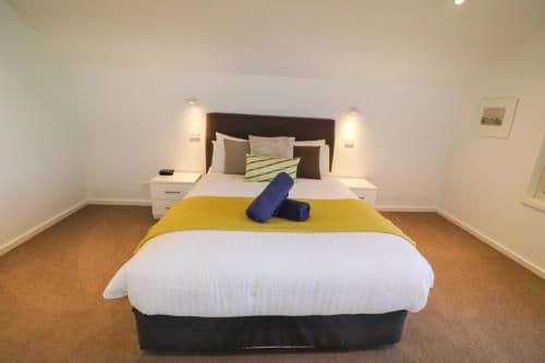 Six-Bedroom Holiday Home