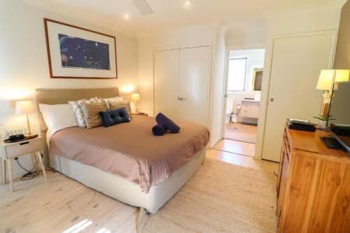 Four-Bedroom Holiday Home