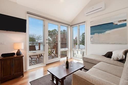 Studio Apartment with Partial Sea View