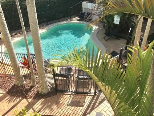 One-Bedroom Apartment - Poolview