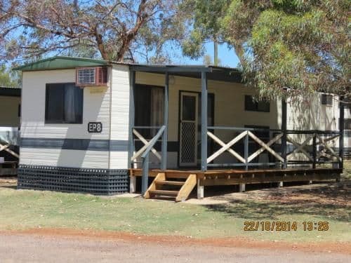 One-Bedroom Cabin