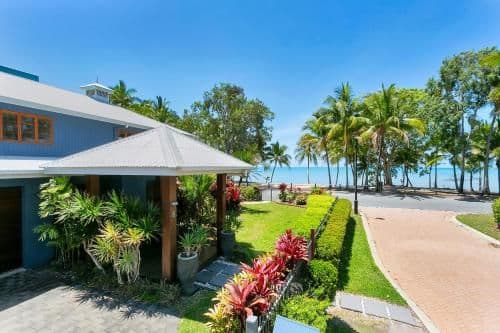Five-Bedroom House with Ocean View