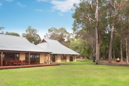 Four-Bedroom Lodge