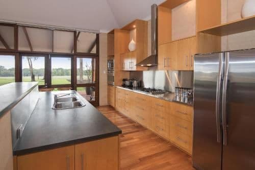 Four-Bedroom Lodge