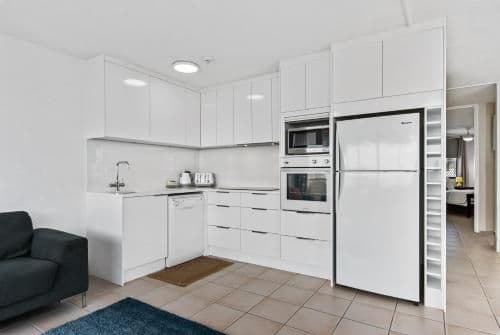 One-Bedroom Deluxe Apartment