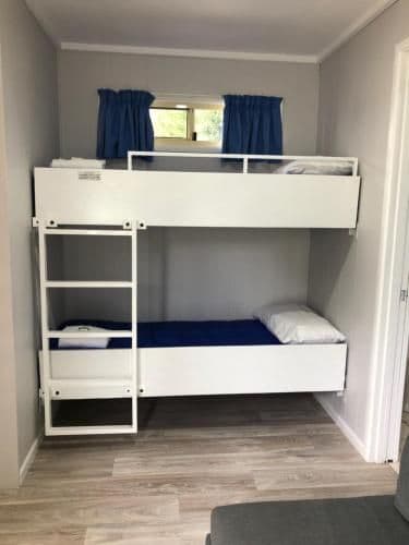 Studio Bungalow with En Suite Bathroom