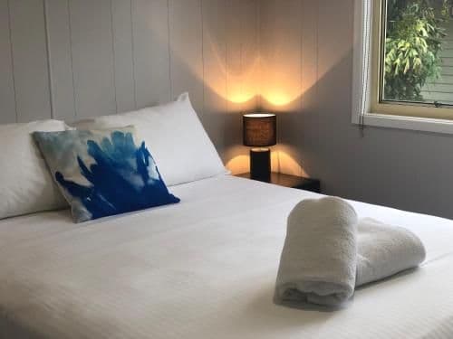 Studio Bungalow with En Suite Bathroom