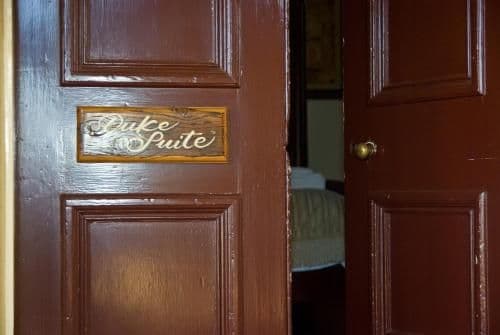 Deluxe Suite with Spa Bath