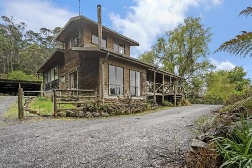 Four-Bedroom Lodge