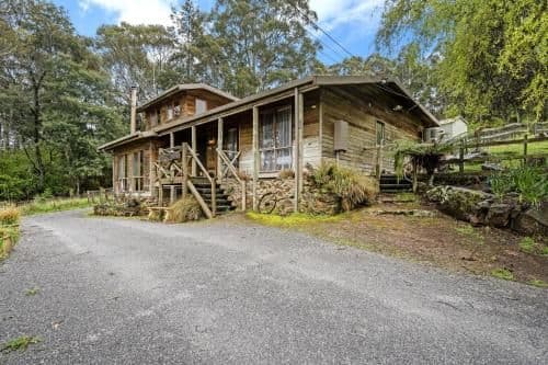 Four-Bedroom Lodge