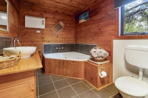 Four-Bedroom Lodge