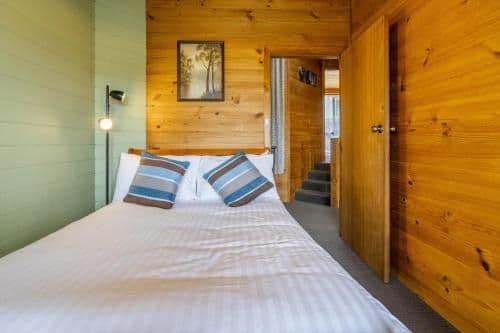 Four-Bedroom Lodge