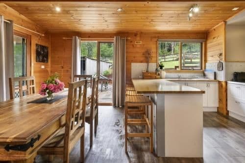 Four-Bedroom Lodge