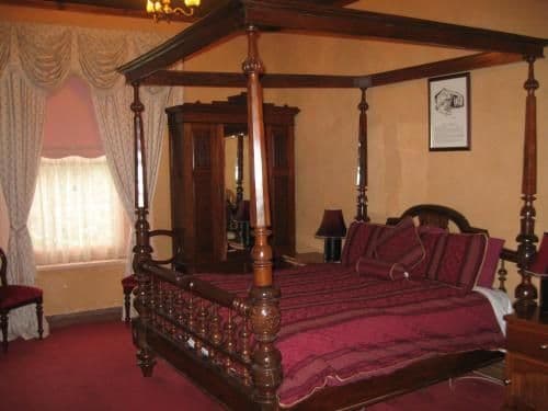 Two-Bedroom Apartment (5 guests)
