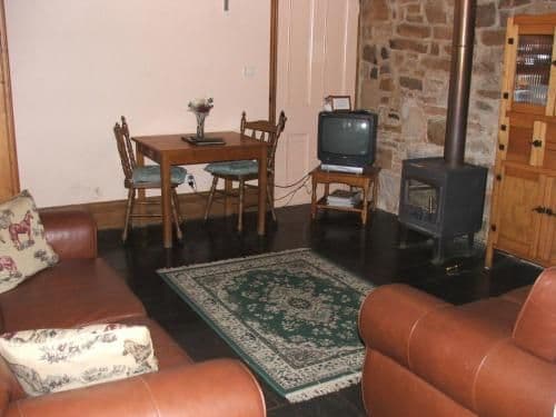 Two-Bedroom Apartment (4 guests)