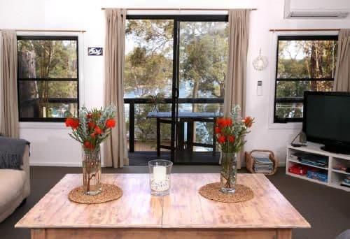 One-Bedroom Apartment with Sea View