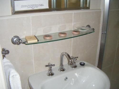 Queen Room - Disability Access
