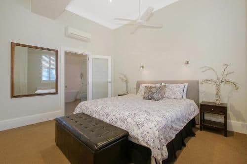 Deluxe Two-Bedroom Apartment