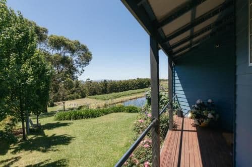 The Yarra One-Bedroom Apartment with Balcony