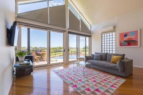 The Yarra One-Bedroom Apartment with Balcony