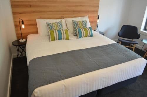 Deluxe King Suite