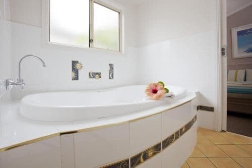 Seabreeze Spa Villa